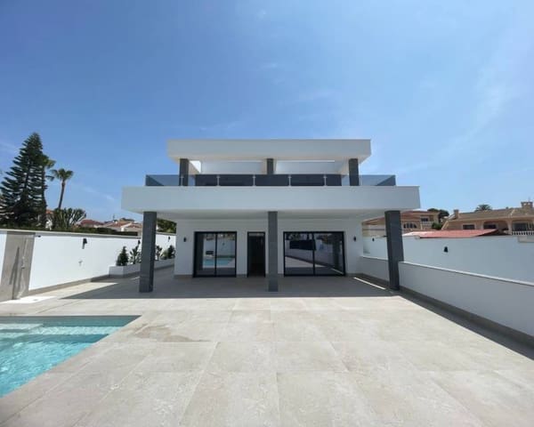 3 slaapkamer Villa te koop in Ciudad Quesada, Rojales met zwembad garage - € 799.900 (Ref: 8848355)