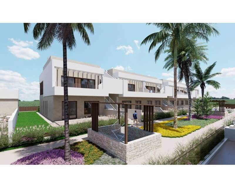 3 soveværelse Byhus til salg i Los Alcazares med swimmingpool garage - € 320.000 (Ref: 8850528)