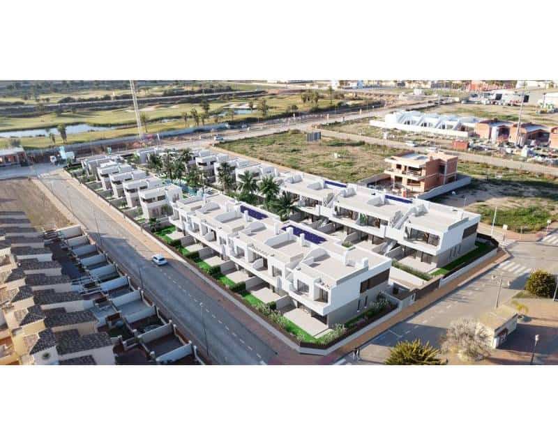 3 soveværelse Penthouse til salg i Los Alcazares med swimmingpool garage - € 350.000 (Ref: 8852198)