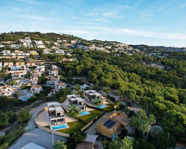 3 makuuhuone Huvila myytävänä paikassa Pueblo, Calpe / Calp mukana uima-altaan 
autotalli - 925 000 € (Ref: 8855487)