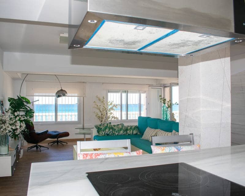 6 soveværelse Villa til salg i La Manga del Mar Menor - € 1.100.000 (Ref: 8866620)