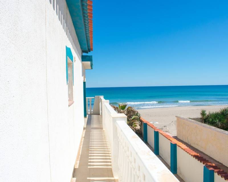 6 soveværelse Villa til salg i La Manga del Mar Menor - € 1.100.000 (Ref: 8866620)