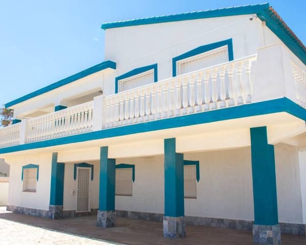 6 soveværelse Villa til salg i La Manga del Mar Menor - € 1.100.000 (Ref: 8866620)