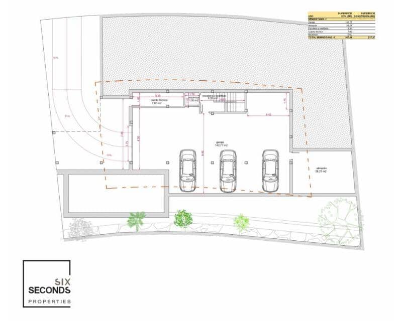 4 bedroom Villa for sale in Finestrat with pool garage - € 2,750,000 (Ref: 8878682)