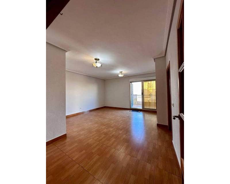 3 Zimmer Apartment zu verkaufen in Torrevieja mit Garage - 255.000 € (Ref: 8880484)