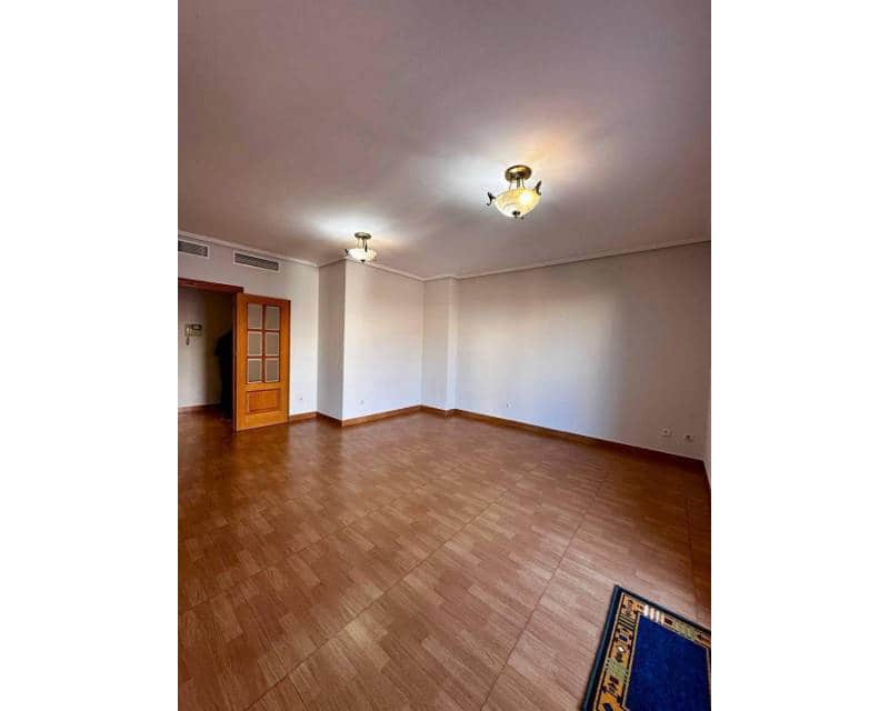 3 Zimmer Apartment zu verkaufen in Torrevieja mit Garage - 255.000 € (Ref: 8880484)