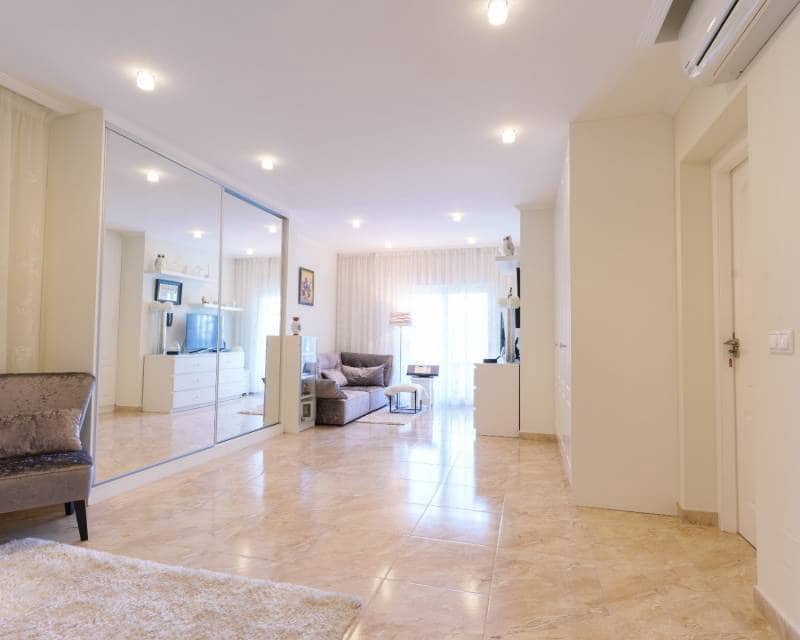 7 soveværelse Semi-Rækkehus til salg i Los Balcones med swimmingpool - € 930.000 (Ref: 8884760)