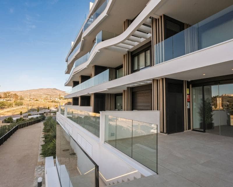 2 Zimmer Apartment zu verkaufen in La Villajoyosa / Vila Joiosa mit Pool Garage - 634.000 € (Ref: 8885023)