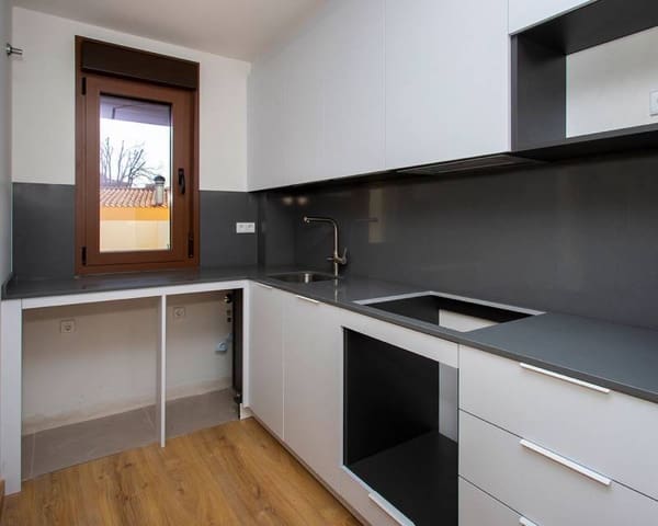 Casa de 3 habitaciones en Hondón de las Nieves en venta con garaje - 198.000 € (Ref: 8891771)