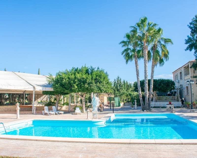 12 chambre Villa/Maison à vendre à Crevillente / Crevillent avec piscine garage - 1 400 000 € (Ref: 8901561)