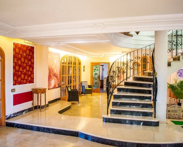 12 chambre Villa/Maison à vendre à Crevillente / Crevillent avec piscine garage - 1 400 000 € (Ref: 8901561)