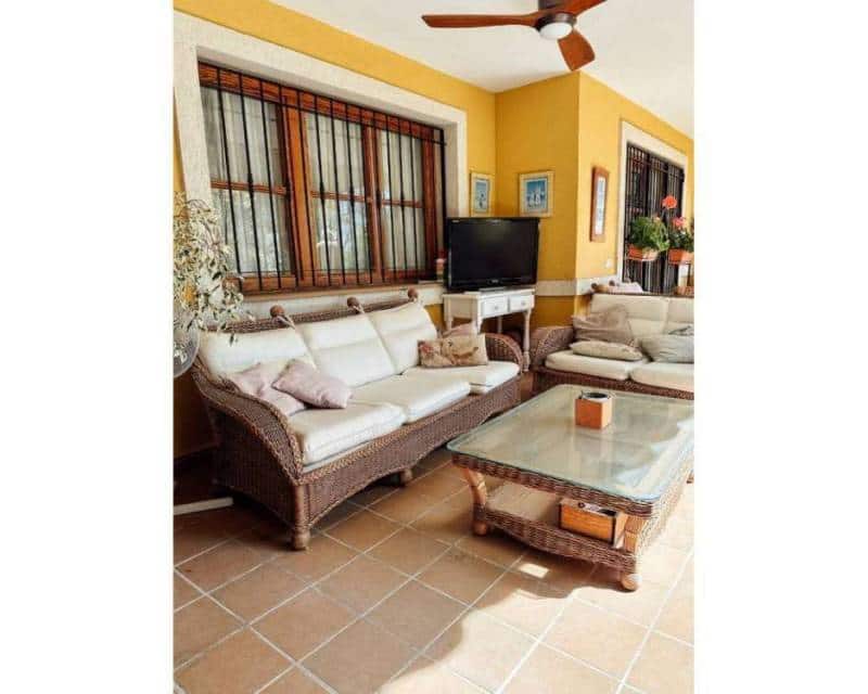 6 bedroom Villa for sale in Muchamiel / Mutxamel with pool garage - € 515,000 (Ref: 8904109)