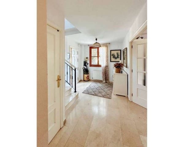 6 slaapkamer Villa te koop in Muchamiel / Mutxamel met zwembad garage - € 515.000 (Ref: 8904109)