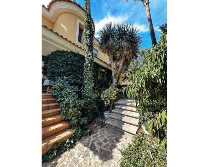 6 bedroom Villa for sale in Muchamiel / Mutxamel with pool garage - € 515,000 (Ref: 8904109)