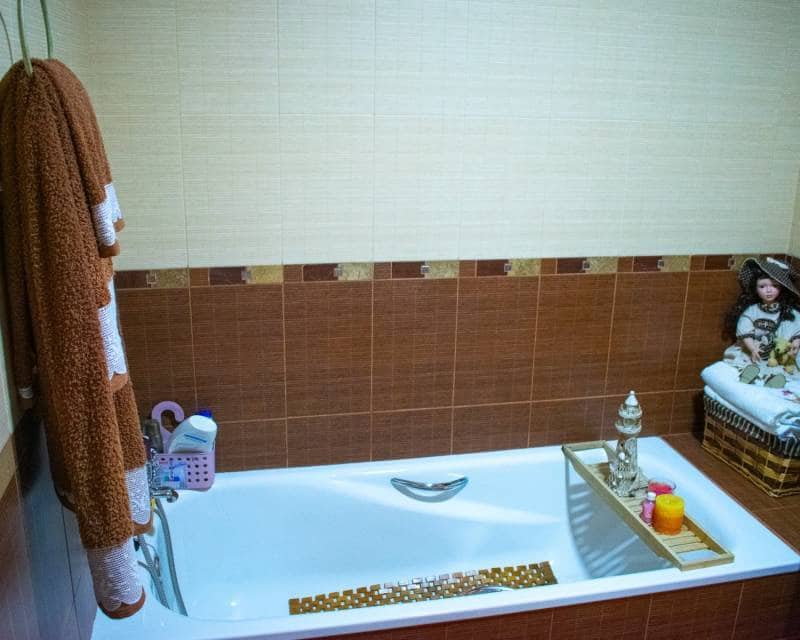 5 soveværelse Villa til salg i Hellin med swimmingpool garage - € 430.000 (Ref: 8909893)