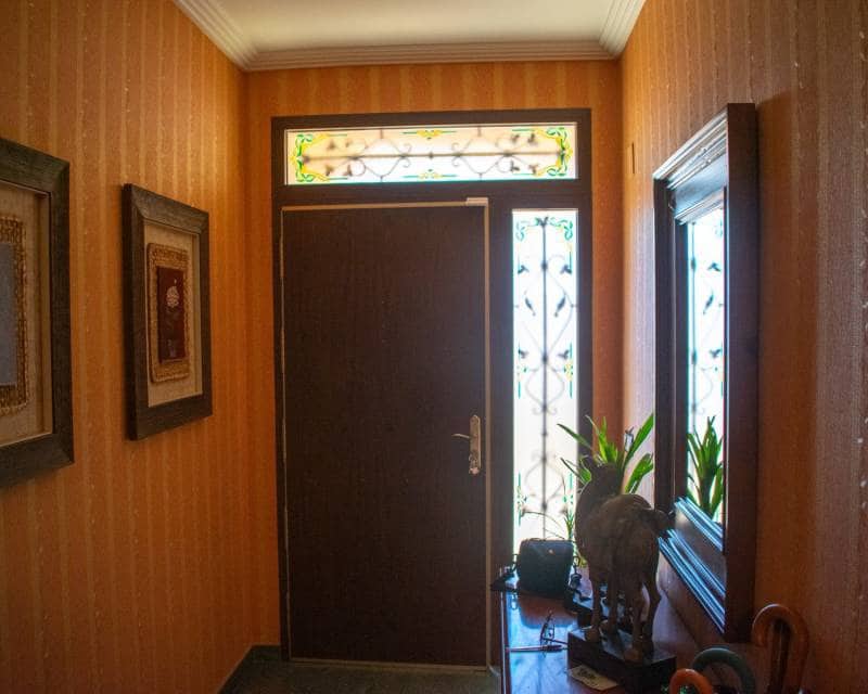 5 soveværelse Villa til salg i Hellin med swimmingpool garage - € 430.000 (Ref: 8909893)