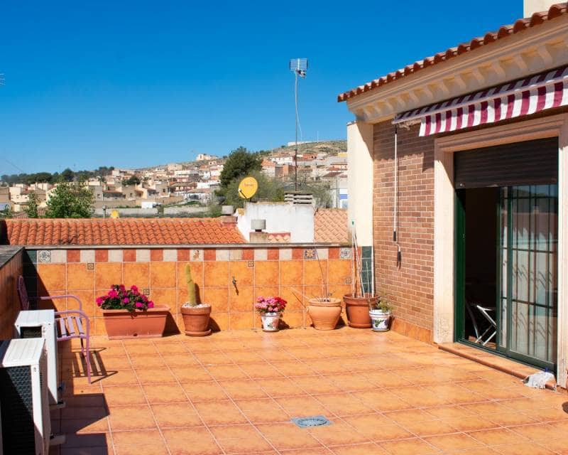 5 soveværelse Villa til salg i Hellin med swimmingpool garage - € 430.000 (Ref: 8909893)