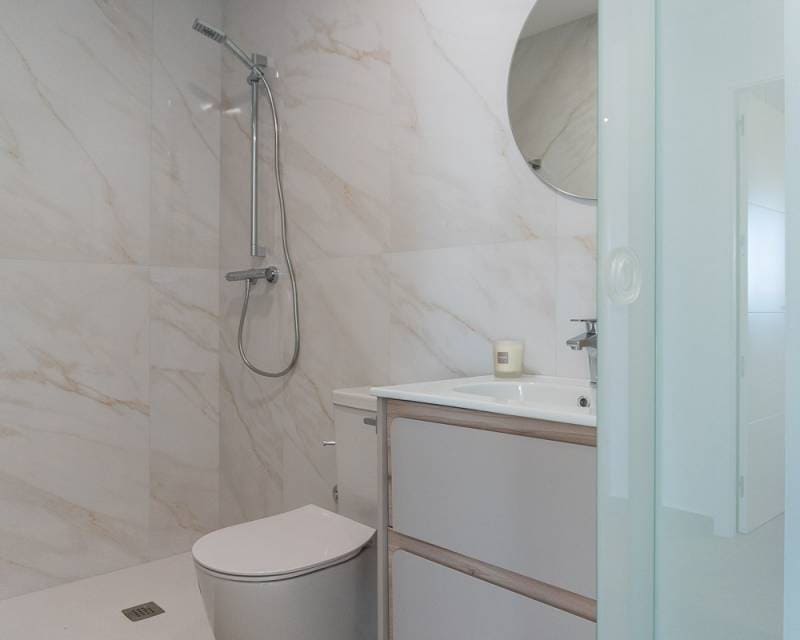 2 bedroom Apartment for sale in Playa Flamenca with pool garage - € 325,000 (Ref: 8914313)