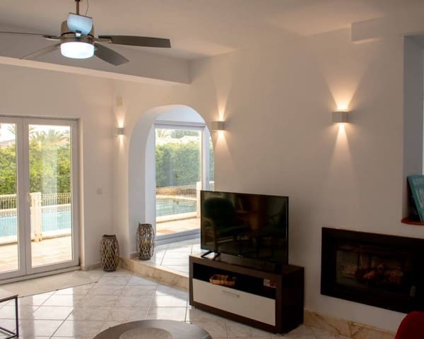 7 soveværelse Villa til salg i La Manga del Mar Menor med swimmingpool garage - € 1.050.000 (Ref: 8918359)