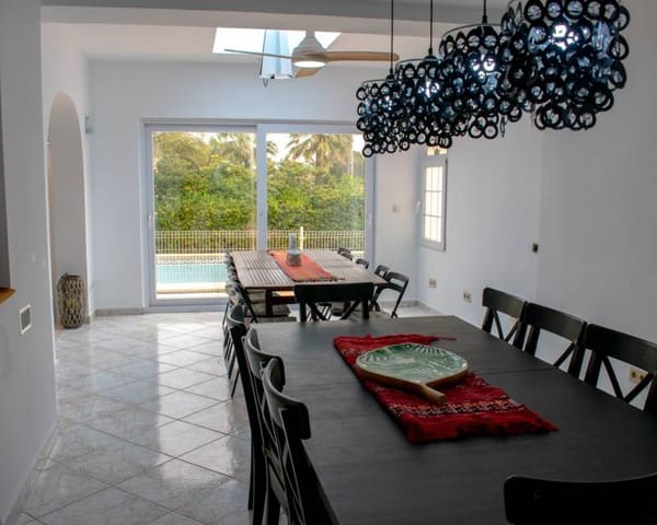 7 soveværelse Villa til salg i La Manga del Mar Menor med swimmingpool garage - € 1.050.000 (Ref: 8918359)