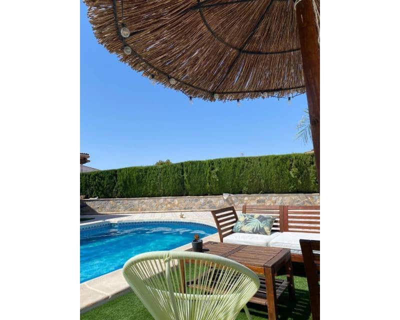 4 bedroom Villa for sale in Ciudad Quesada with pool garage - € 530,000 (Ref: 8920048)