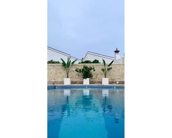 4 Zimmer Villa zu verkaufen in Ciudad Quesada, Rojales mit Pool Garage - 530.000 € (Ref: 8920048)