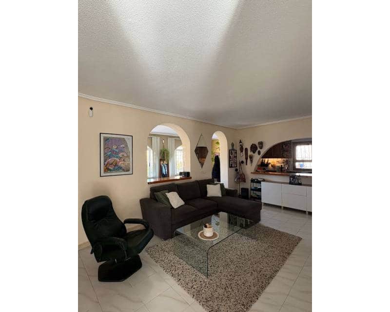 4 bedroom Villa for sale in Ciudad Quesada with pool garage - € 530,000 (Ref: 8920048)