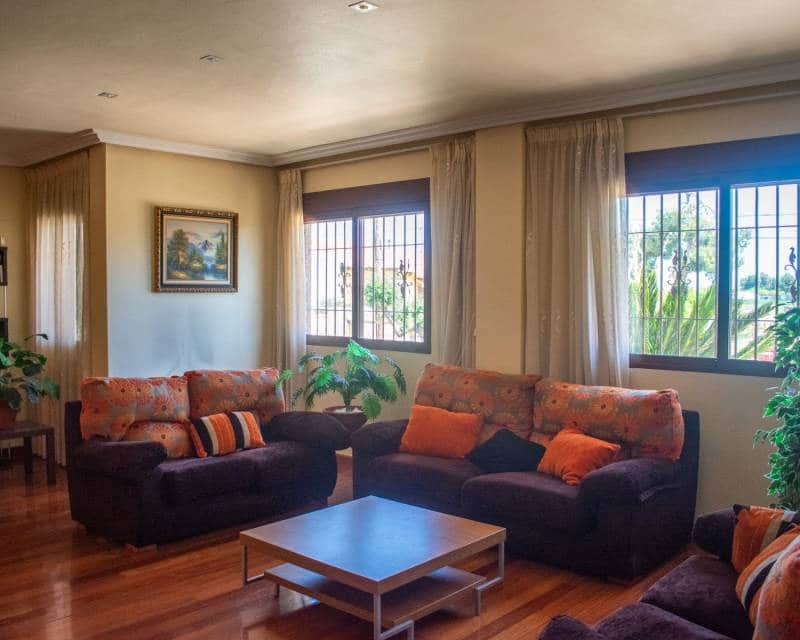 4 chambre Finca/Maison de Campagne à vendre à Orihuela avec garage - 390 000 € (Ref: 8920050)