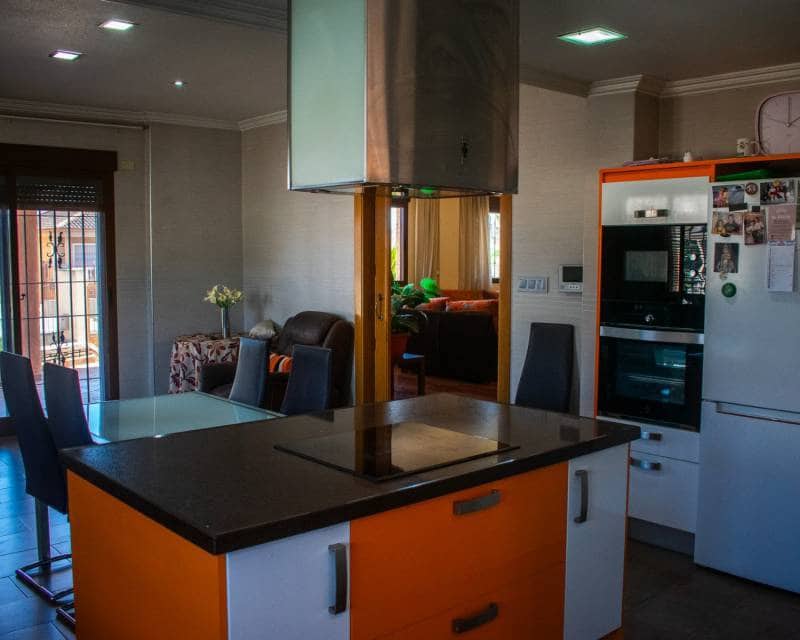 4 chambre Finca/Maison de Campagne à vendre à Orihuela avec garage - 390 000 € (Ref: 8920050)