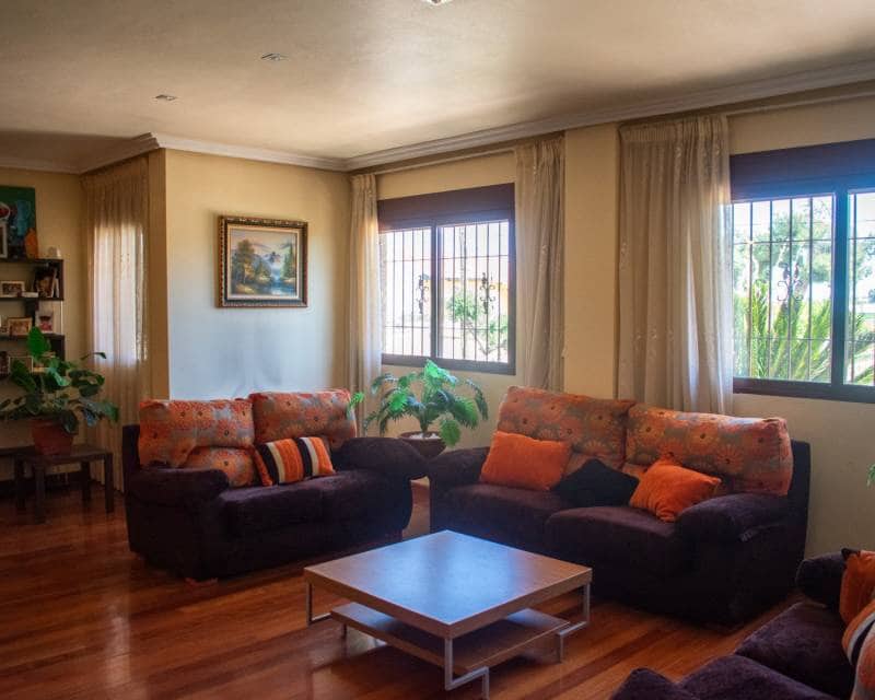 4 chambre Finca/Maison de Campagne à vendre à Orihuela avec garage - 390 000 € (Ref: 8920050)