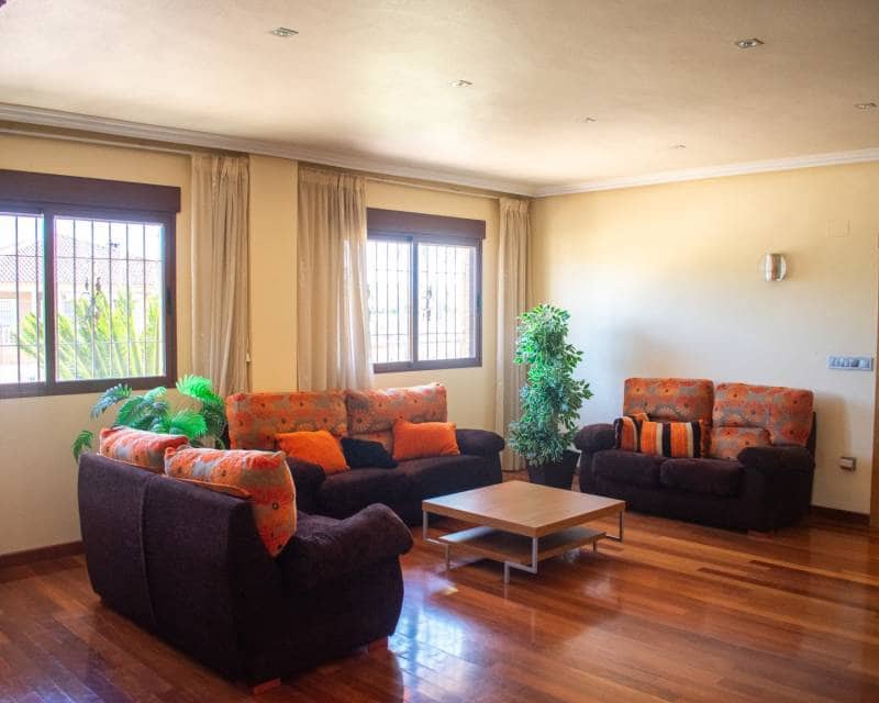 4 chambre Finca/Maison de Campagne à vendre à Orihuela avec garage - 390 000 € (Ref: 8920050)