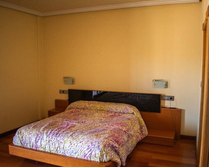 4 chambre Finca/Maison de Campagne à vendre à Orihuela avec garage - 390 000 € (Ref: 8920050)