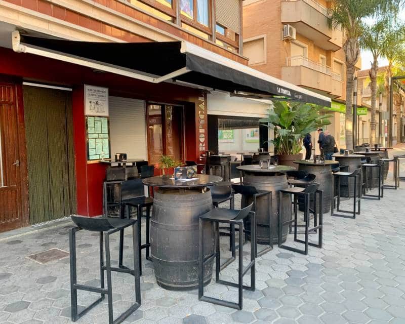 3 bedroom Villa for sale in Los Alcazares with pool - € 659,000 (Ref: 8954994)