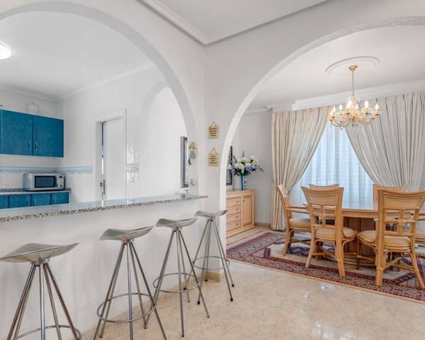 7 chambre Villa/Maison à vendre à Ciudad Quesada, Rojales avec piscine garage - 750 000 € (Ref: 8960733)