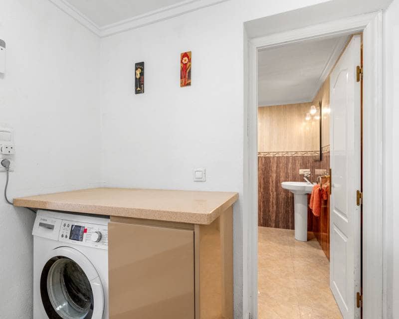 7 bedroom Villa for sale in Ciudad Quesada with pool garage - € 750,000 (Ref: 8960733)