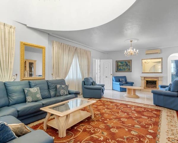 7 chambre Villa/Maison à vendre à Ciudad Quesada, Rojales avec piscine garage - 750 000 € (Ref: 8960733)