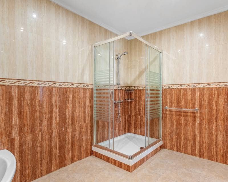 7 bedroom Villa for sale in Ciudad Quesada with pool garage - € 750,000 (Ref: 8960733)