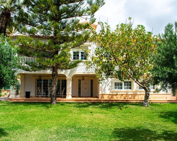 7 soverom Villa til salgs i Cabo Roig, Orihuela med svømmebasseng garasje - € 1 490 000 (Ref: 8967268)