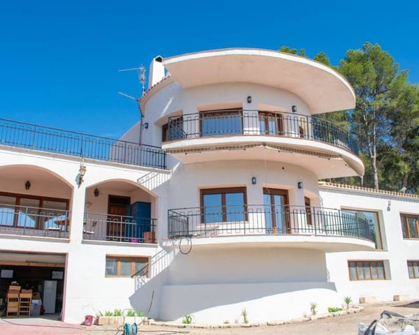 4 soverom Villa til salgs i Ibi med svømmebasseng garasje - € 399 000 (Ref: 8969301)