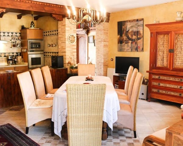 4 makuuhuone Huvila myytävänä paikassa Los Urrutias, Cartagena mukana uima-altaan 
autotalli - 1 080 000 € (Ref: 8977192)