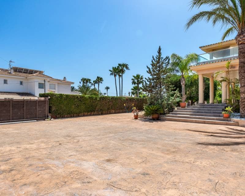 5 soveværelse Villa til salg i Elche / Elx med garage - € 930.000 (Ref: 8977193)