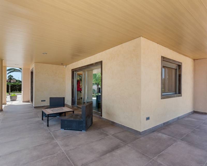 5 soveværelse Villa til salg i Elche / Elx med garage - € 930.000 (Ref: 8977193)