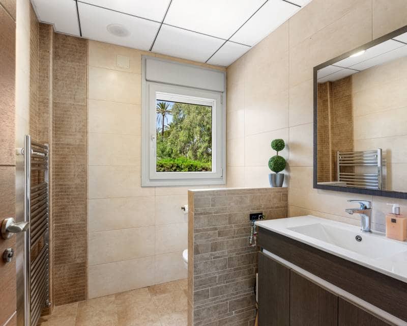 5 soveværelse Villa til salg i Elche / Elx med garage - € 930.000 (Ref: 8977193)