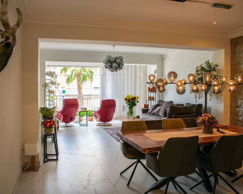 2 makuuhuone Ranta-asunto myytävänä paikassa Torrevieja - 346 500 € (Ref: 8977204)