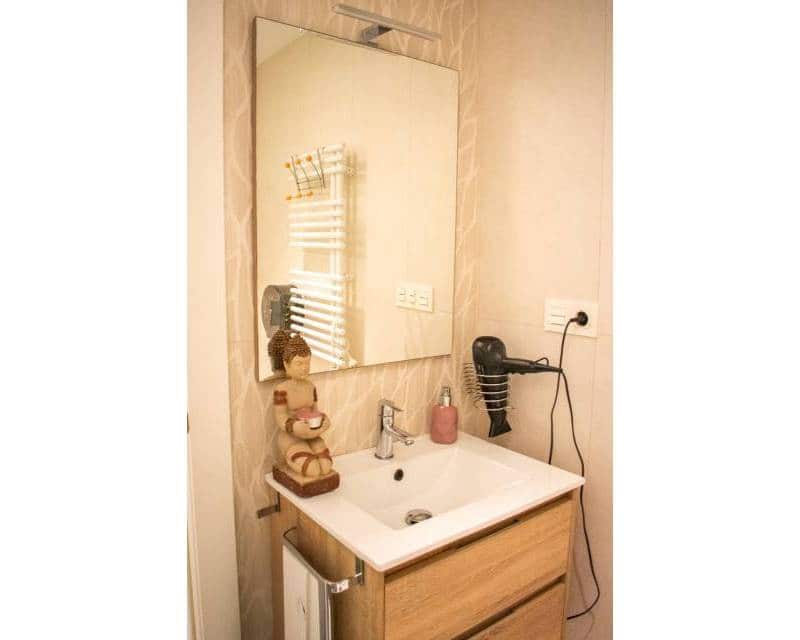 2 makuuhuone Ranta-asunto myytävänä paikassa Torrevieja - 346 500 € (Ref: 8977204)