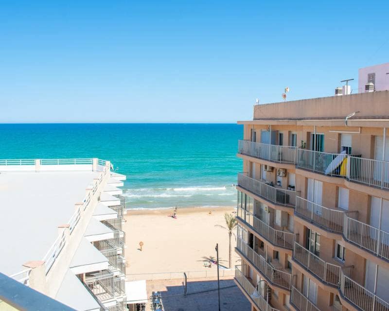 2 soveværelse Lejlighed til salg i Guardamar del Segura med garage - € 210.000 (Ref: 8981206)