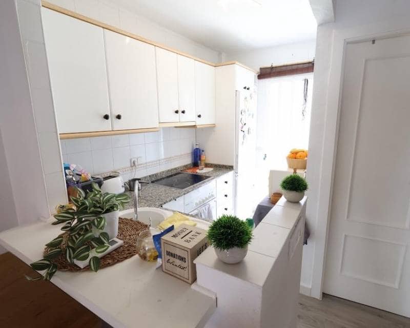 2 bedroom Apartment for sale in Torre de la Horadada with pool - € 234,900 (Ref: 8983072)