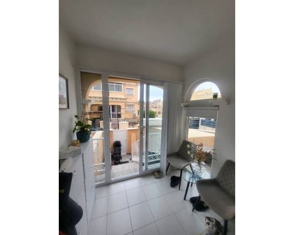 3 makuuhuone Paritalo myytävänä paikassa Villamartin, Orihuela mukana uima-altaan 
autotalli - 269 900 € (Ref: 8987072)