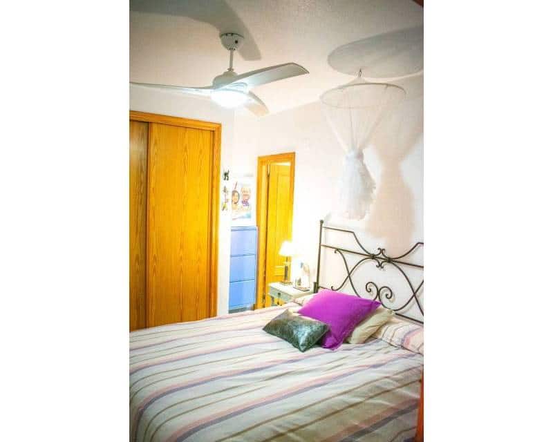 3 slaapkamer Strandappartement te koop in Playa Flamenca met zwembad garage - € 340.000 (Ref: 8987291)