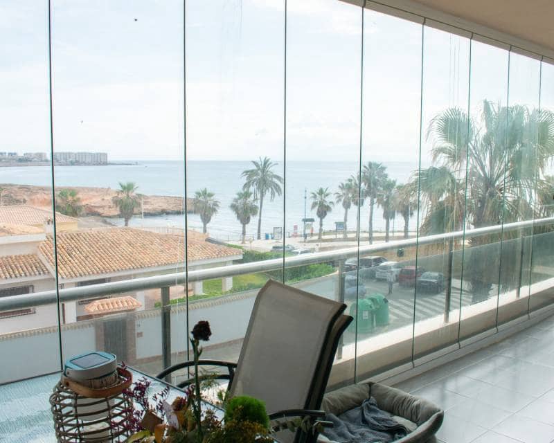 3 slaapkamer Strandappartement te koop in Playa Flamenca met zwembad garage - € 340.000 (Ref: 8987291)